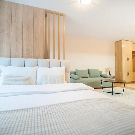 Pirin Sense Charm - Free Parking Апартамент *